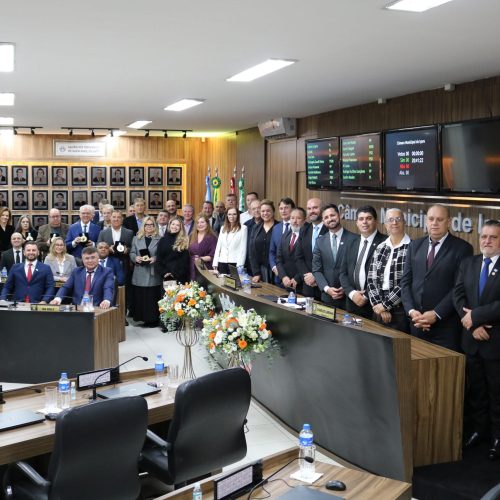 Legislativo içarense entrega Medalha do Mérito Empresarial Zefiro Giassi